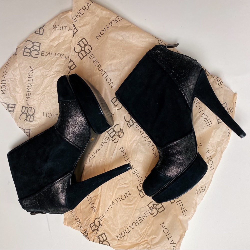 BCBGeneration Size 7 CHAZZ Black Leather Boots